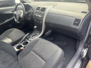 Toyota Corolla 2010 Black