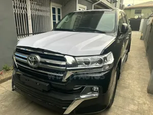 Toyota Land Cruiser 2021 Black