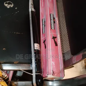 Rear Shock Toyota Sienna 2005-2017