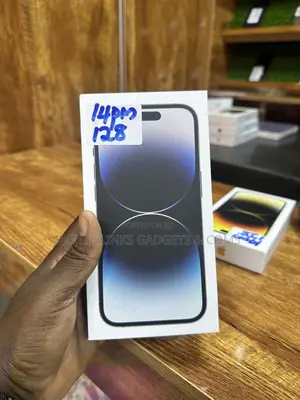 New Apple iPhone 14 Pro Max 128 GB Silver