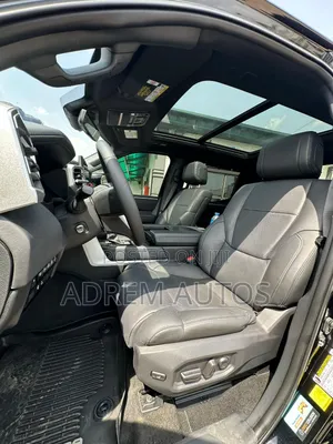 Toyota Tundra Platinum CrewMax 6.5' Bed 2024 Black