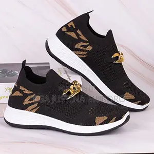 High Quality Easy Wear Shoe