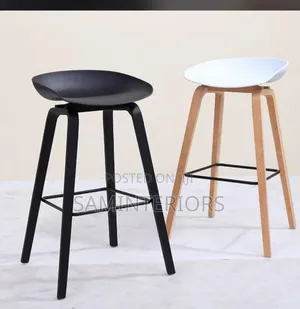 Iron Leg Immoveable Bar Stool