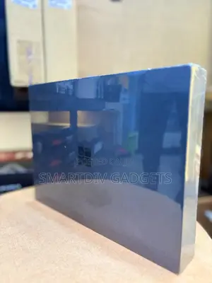 New Microsoft Surface Pro 16GB Qualcomm Snapdragon X Plus SSD 512GB