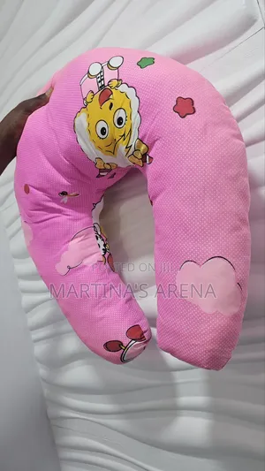Fluffy Nursing Pillow