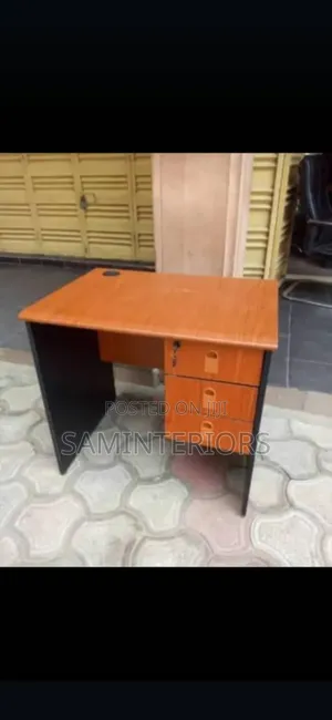 Imported 3feet Office Table With Drawers