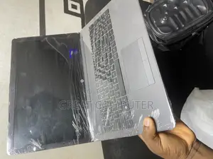 New Laptop HP 255 G8 4GB AMD Ryzen 3 SSD 256GB