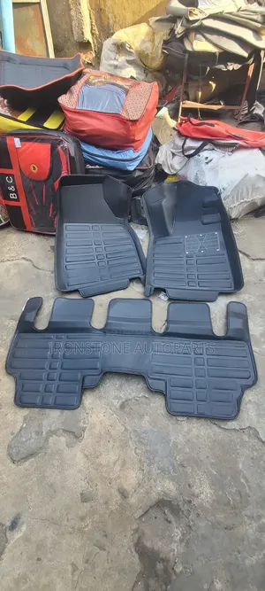 Floor Mat - Rav4 2006 - 2012
