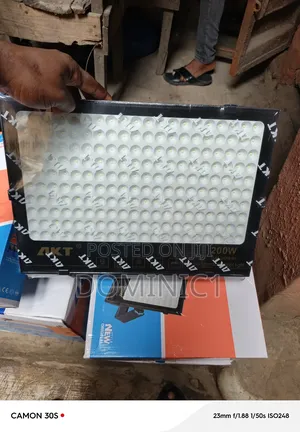 AKT Street Light 200watt High Performance