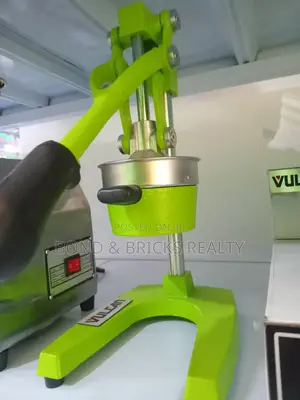 Manual Orange Juicer