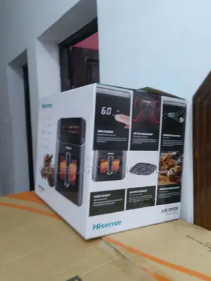 Space-Saving Hisense 6.7L(H06afbs2s3)Air Fryer