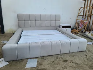 Short Back 6/6 Padded Bedframe
