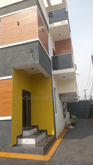 4bdrm Duplex in Adeniyi Jones Ikeja for sale
