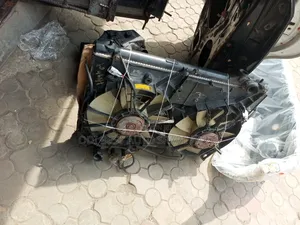 Toyota Highlander Radiator and Fan 05