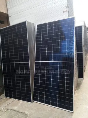 550w Canadian Solar Panel 144c