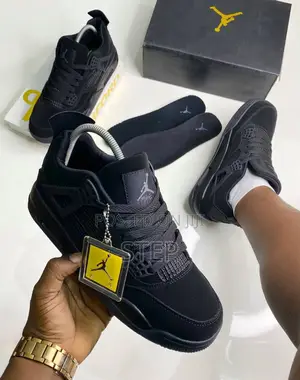 Air Jordan 4 Retros