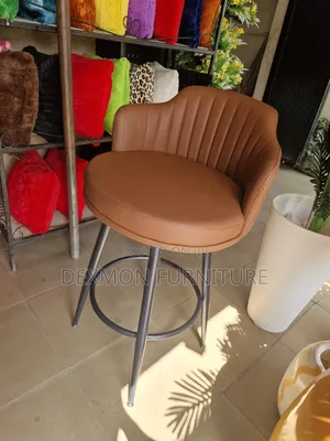Luxury Swivel Pin Leg Bar Stool
