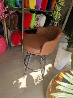Luxury Swivel Pin Leg Bar Stool