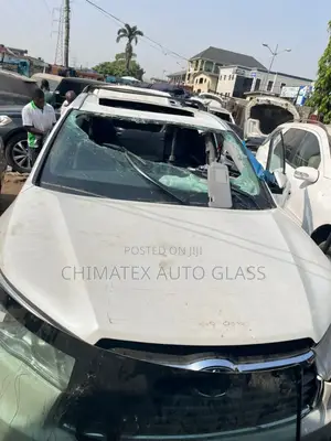 Toyota Highlander 2017 Windscreen Glass Available, We Fix