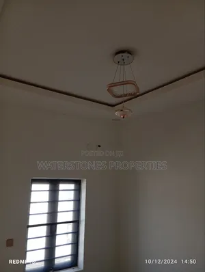 2bdrm Block of Flats in Asaba, Oshimili South for rent