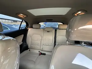 Mercedes-Benz GLA 250 2018 Brown