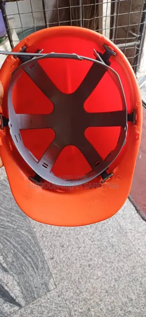 Original Quality Head Safety Helmet Available