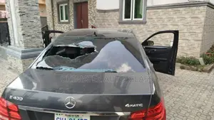 E350 2013 Back Glass Available We Deliver and Fix