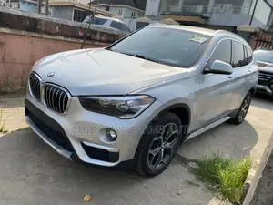 BMW X1 xDrive28i AWD 2016 Silver