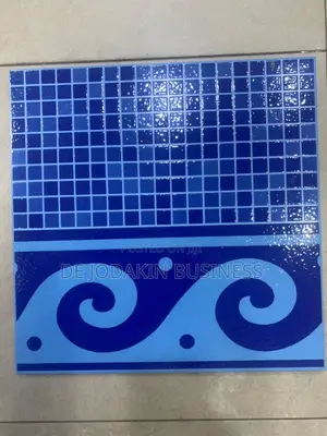 33x33 Spanish Swimming Pool 9p