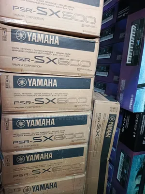 Yamaha PSR -Sx 600