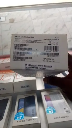 New Samsung Galaxy A04e 64 GB Black