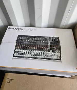 Euro Desk SX2442FX Mixer