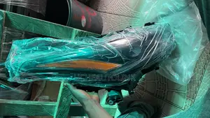 Headlight Highlander 2020 Available as Seen