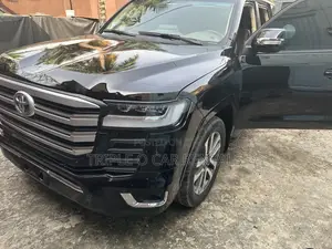 Toyota Landcruiser 2024 SUV Rental Service