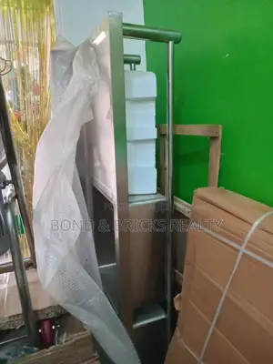 Double Sink With Side
