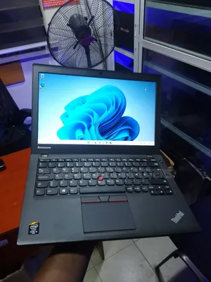 Laptop Lenovo ThinkPad X250 8GB Intel Core I5 SSD 256GB