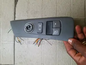 Elantra 2011 Glass Button for 2 Doors (Coup)