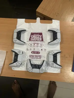 Uk Ps5 Pad White Colors