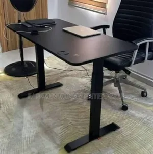 Adjustable Electric Gaming Table Height