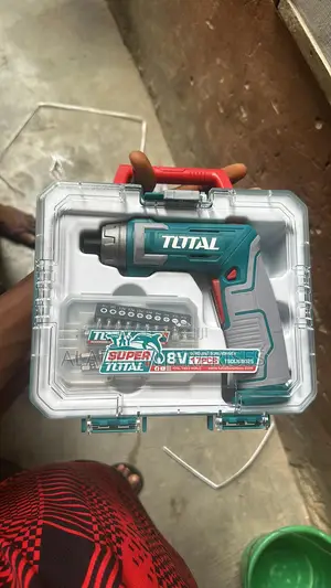 Total Li-Ion Cordless Screwdriver 8V