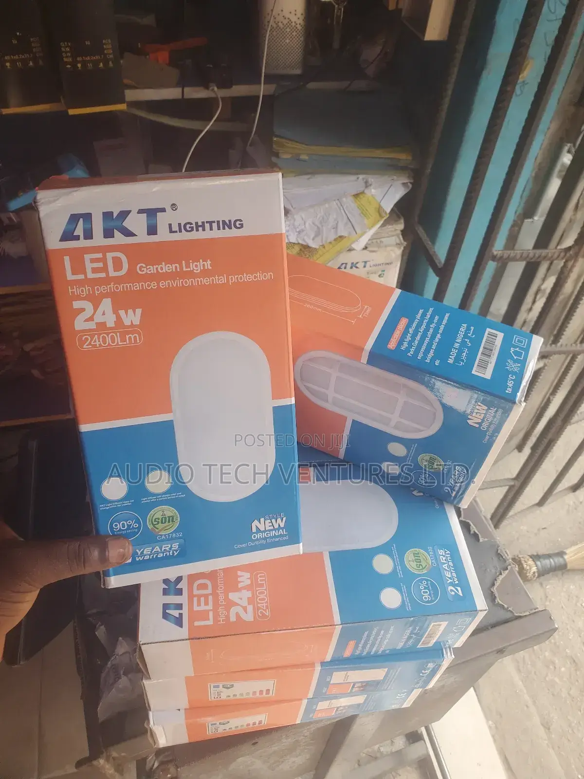 Akt Lighting 24W