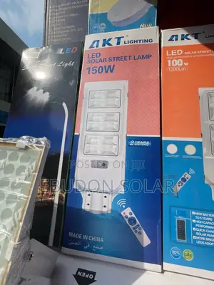 Solar Street Light 150watts AKT