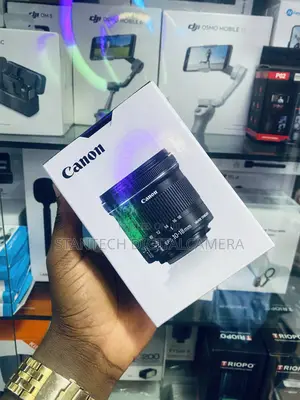Canon Lens 10-18mm F/4.5-5.6 IS STM
