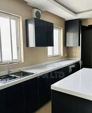 3bdrm Apartment in Banana Island for rent