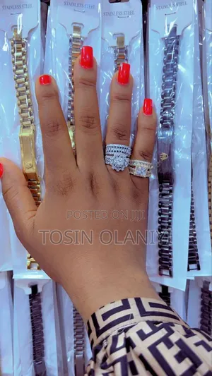 Luxury Wedding Band