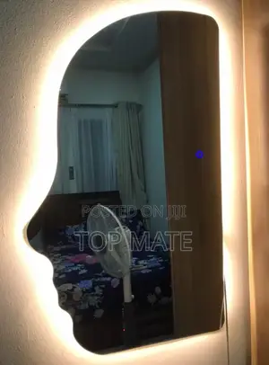 High Quality Face LED Mirror