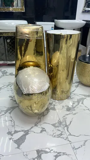 Golden Wc Oval Shape