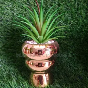 Round Base Artificial Flower