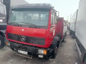 M/Benz Hiab Truck