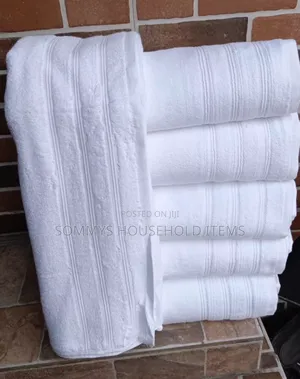 White Stock Bath Towel 
(Size 70x140cm)